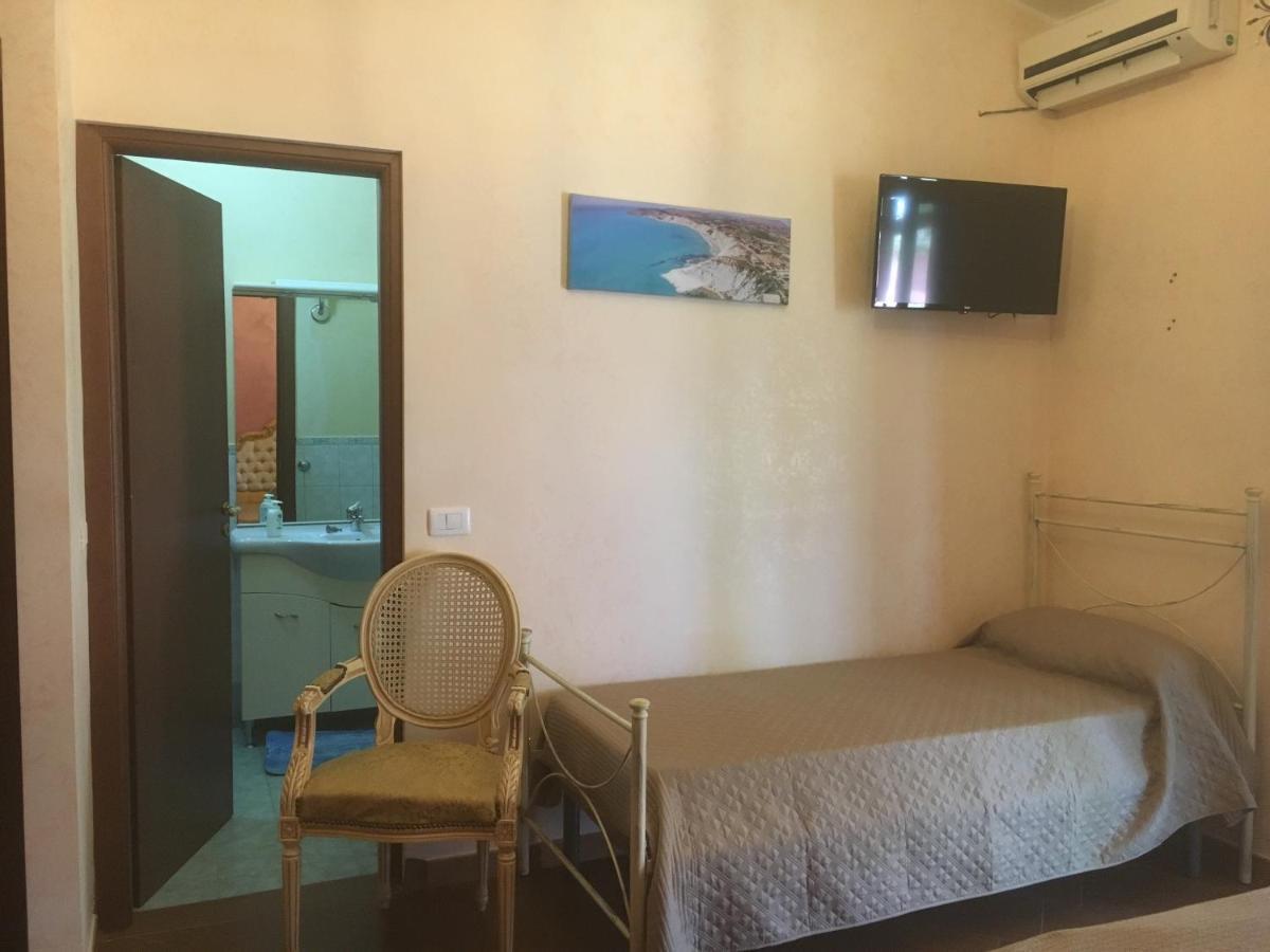 La Scala Sul Giardino Bed & Breakfast Porto Empedocle Ngoại thất bức ảnh